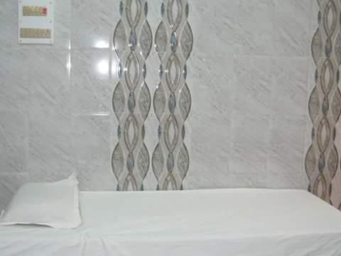 ורנאסי Tripathi Paying Guest House מראה חיצוני תמונה